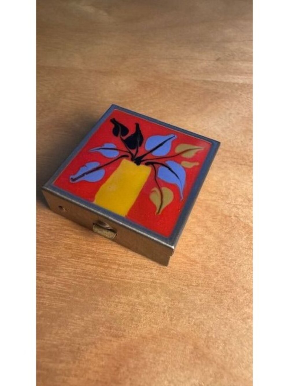 Ann Carol Trinket/Pill Box, enamel on metal, vintage 90s, red floral